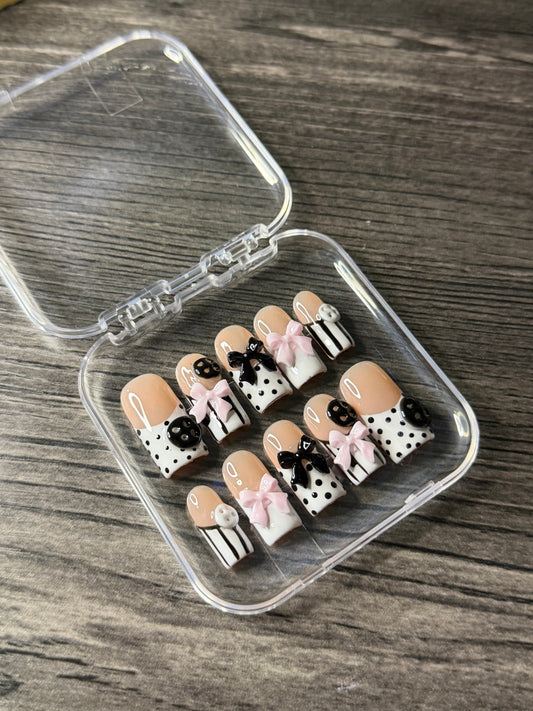 ♡‧₊˚ Dollface Bows ♡‧₊˚